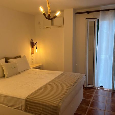 Astrio Suites Livadi  Luaran gambar